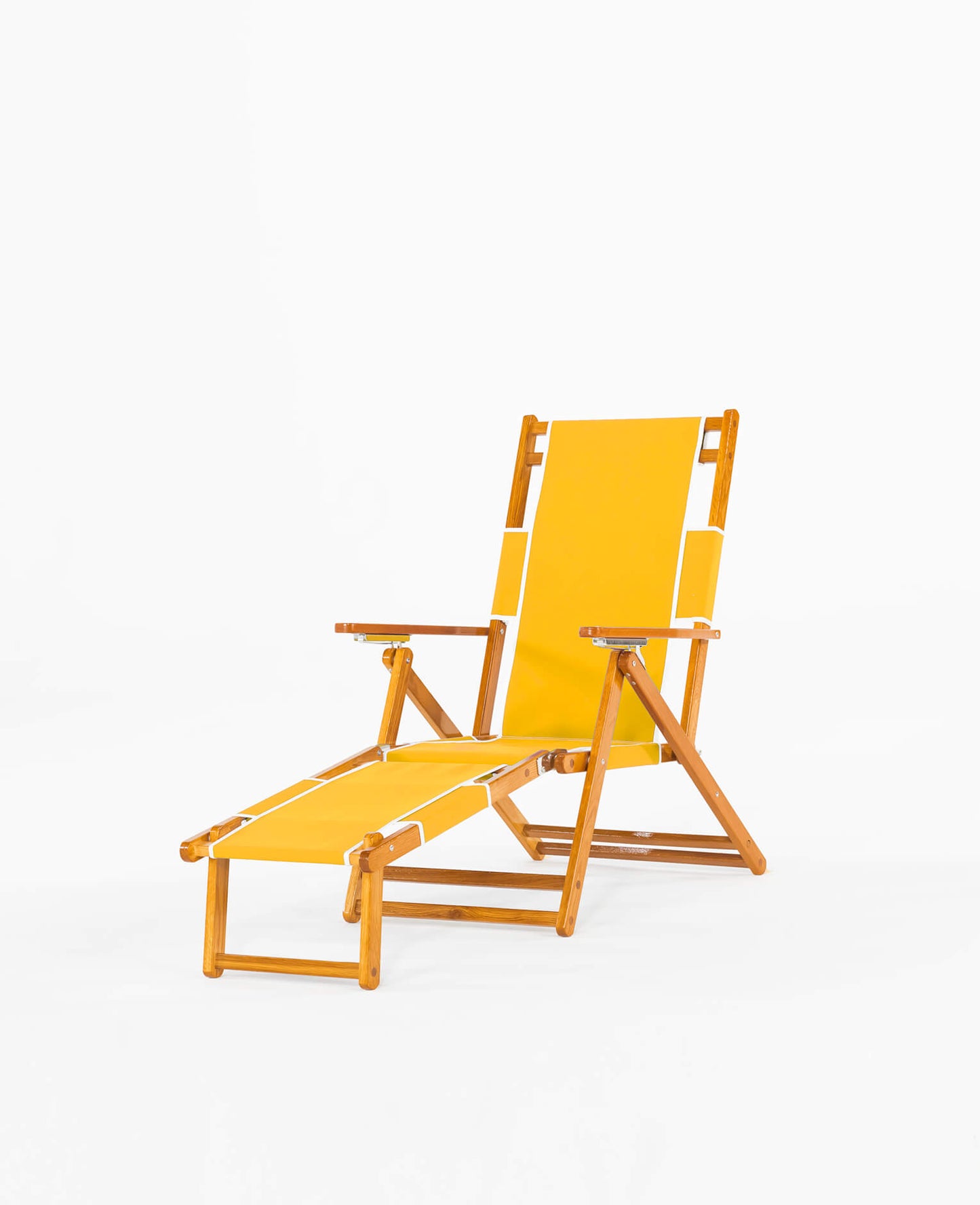 The Oakwood Beach Lounger